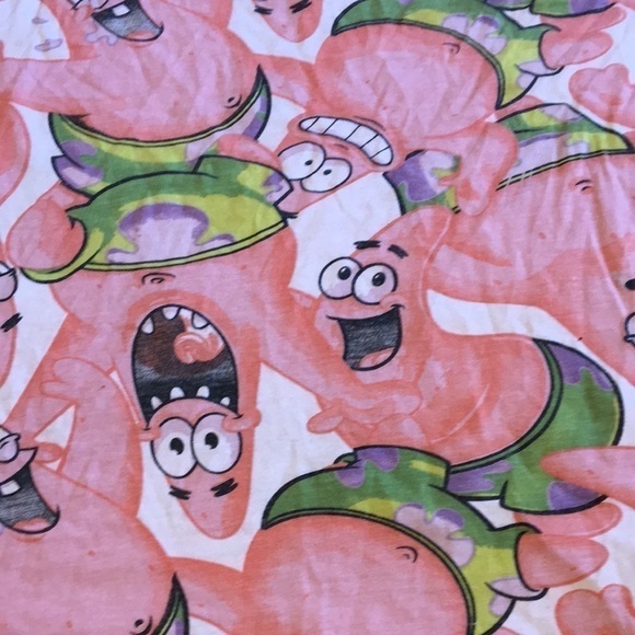 Spongebob All Over Graphic Patrick T-Shirt, Unisex Adult Tee - Picture 2 of 3